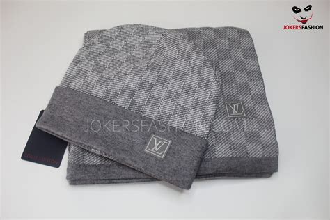 louis vuitton sjaal grijs heren|Shawls and Stoles Collection for Women .